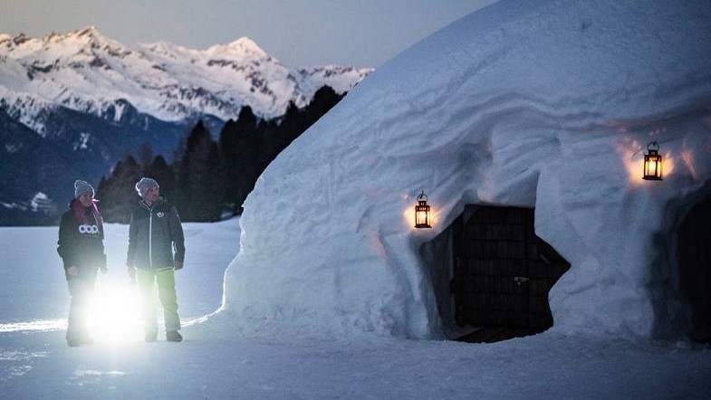 Posti particolari dove dormire: in un igloo