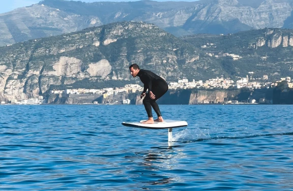 E-Foil Fliteboard Experience a Capri