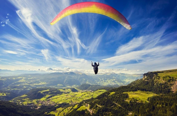 Parapendio a Calvari vicino Genova