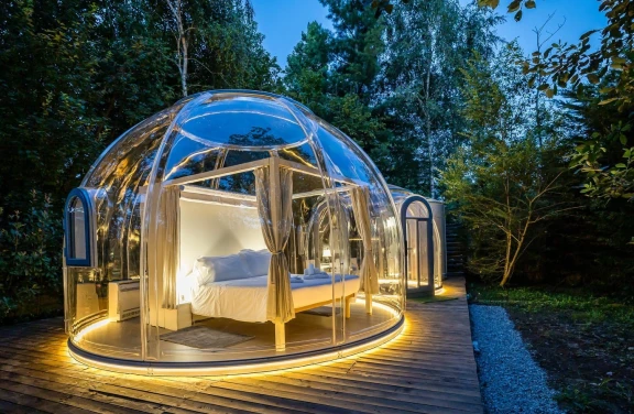 Soggiorno in Bubble Suite sul Lago Maggiore