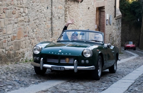 Tour guidato in Auto d'epoca sul Lago di Garda