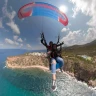 Parapendio sul mare vicino Palermo