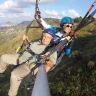 Parapendio sul mare vicino Palermo