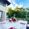 Pranzo in Home Restaurant con vista sul Castello di Canossa