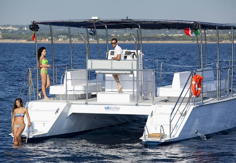 Gita in Catamarano a Torre Vado in Salento