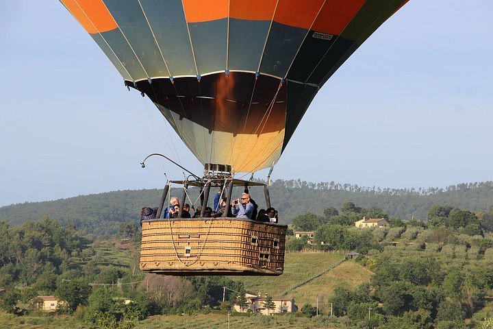 Giro in mongolfiera sul Lago di Bolsena 