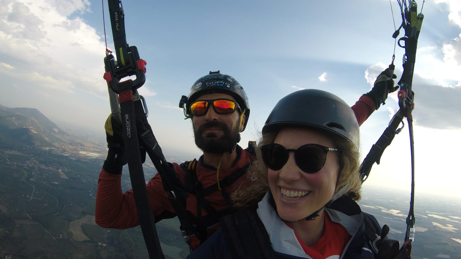 Volo di coppia in parapendio a Norma