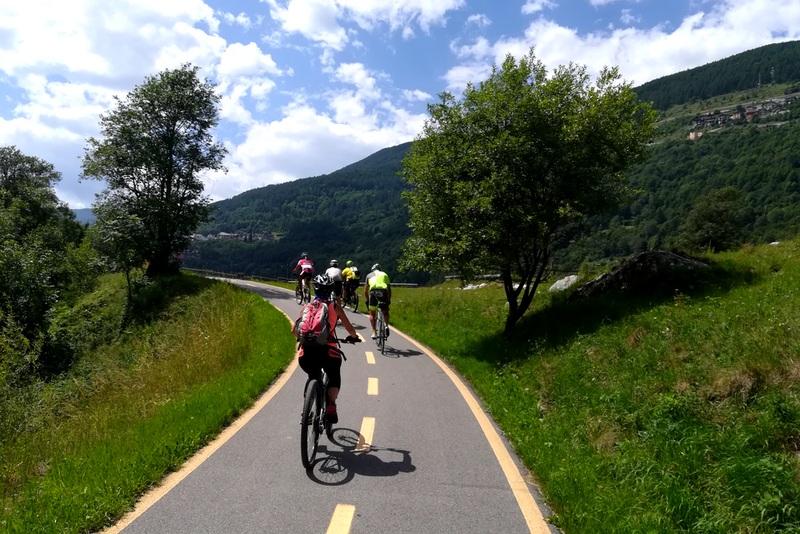 Tour in E-Bike in Val Camonica