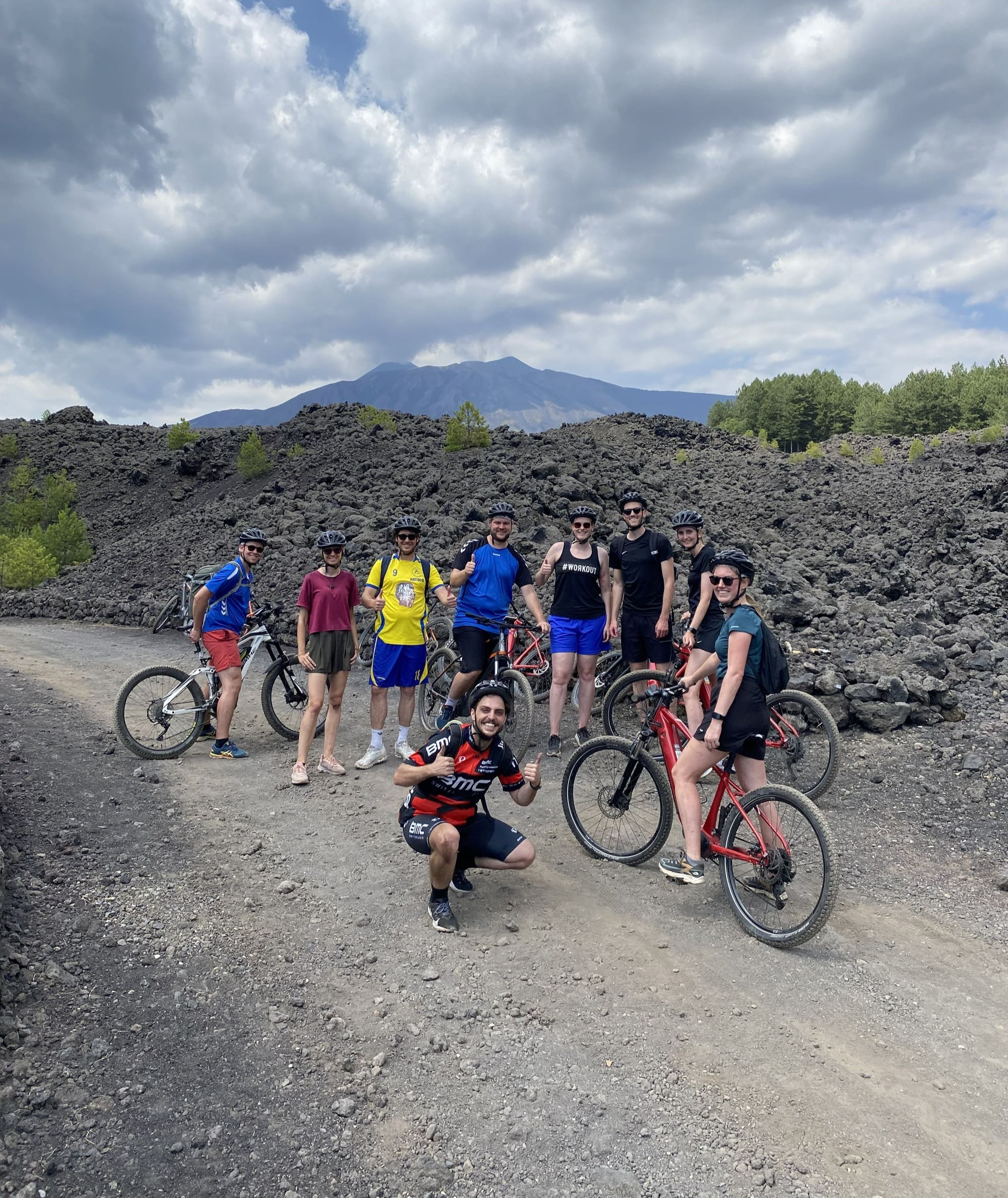 Escursione in E-Bike intorno all'Etna